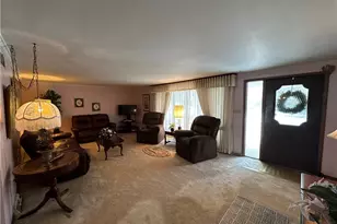 134 Shanor Heights, Center Township, PA 16001 - Photo 4