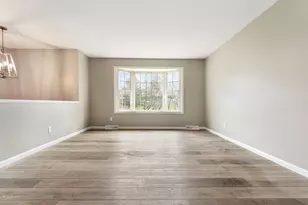 404 Mecklem Ln, Franklin Township, PA 16117 - Photo 6