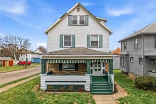 564 Spruce Ave, Sharon, PA 16146 - Photo 1