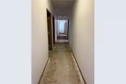 537 Lincoln Hwy, East McKeesport, PA 15035 - Photo 20