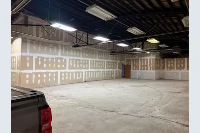 537 Lincoln Hwy, East McKeesport, PA 15035 - Photo 8