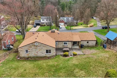 649 Rolling Green Dr, Bethel Park, PA 15102 - Photo 4