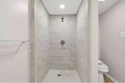 649 Rolling Green Dr, Bethel Park, PA 15102 - Photo 40