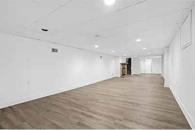 649 Rolling Green Dr, Bethel Park, PA 15102 - Photo 36