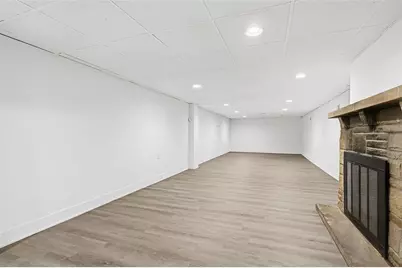 649 Rolling Green Dr, Bethel Park, PA 15102 - Photo 34