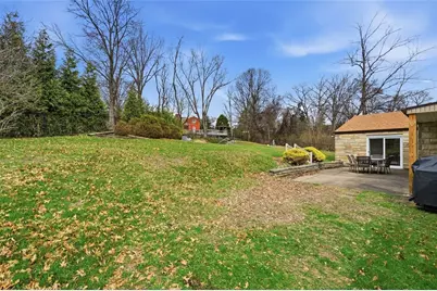 649 Rolling Green Dr, Bethel Park, PA 15102 - Photo 44