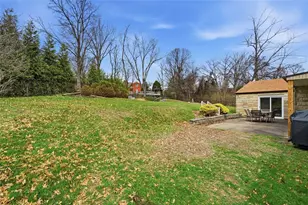 649 Rolling Green Dr, Bethel Park, PA 15102 - Photo 44