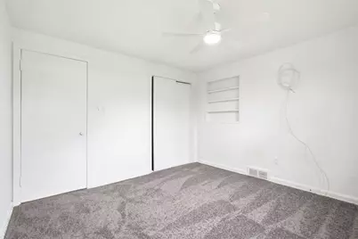 649 Rolling Green Dr, Bethel Park, PA 15102 - Photo 32