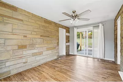 649 Rolling Green Dr, Bethel Park, PA 15102 - Photo 16