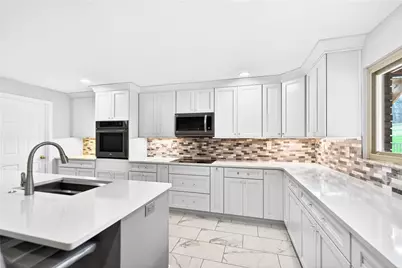 1443 Stoltz Rd, Bethel Park, PA 15102 - Photo 2