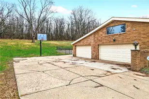 1443 Stoltz Rd, Bethel Park, PA 15102 - Photo 48