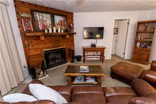 5008 Summit Dr, Hidden Valley, PA 15502 - Photo 10