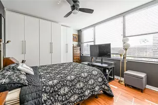 112 Washington Pl, Downtown Pgh, PA 15219 - Photo 16