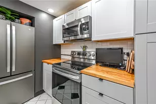 112 Washington Pl, Downtown Pgh, PA 15219 - Photo 6