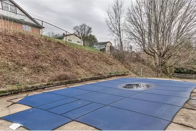 605 Short St, Hempfield Township, PA 15601 - Photo 8