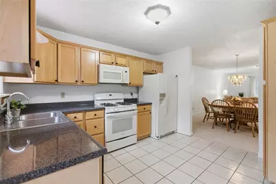 328 Clavale, North Versailles, PA 15137 - Photo 10