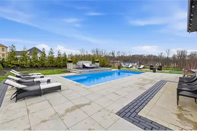 2002 Mallard Ln, Marshall, PA 15005 - Photo 2