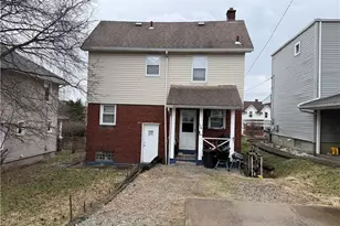 128 Carnegie Ave, Clairton, PA 15025 - Photo 2