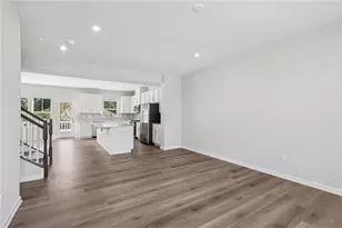 414 Nolan Cir, Cranberry Township, PA 16066 - Photo 8