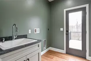 1773 Locust Rd, Pittsburgh, PA 15143 - Photo 14