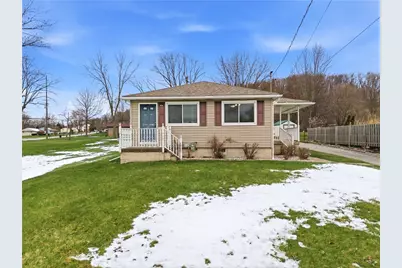 11 Madison Drive, Zelienople, PA 16063 - Photo 2