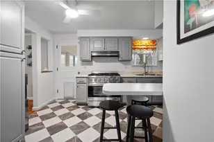 145 Pilgrim Dr, Leet Township, PA 15143 - Photo 10