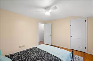 145 Pilgrim Dr, Leet Township, PA 15143 - Photo 20