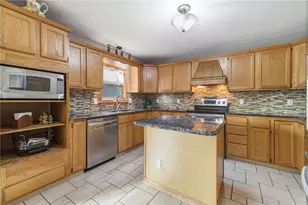 412 Emily Ln, McDonald, PA 15057 - Photo 16