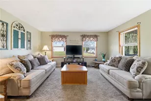 412 Emily Ln, McDonald, PA 15057 - Photo 8