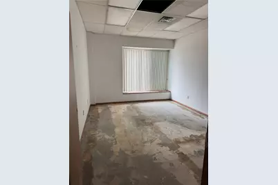 537 Lincoln Hwy, East McKeesport, PA 15035 - Photo 18