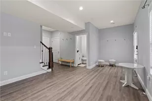 204 Park Pl, Oakmont, PA 15139 - Photo 4