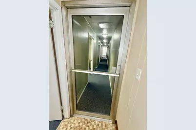 46 E Main St (2nd Floor Rear), Uniontown, PA 15401 - Photo 2