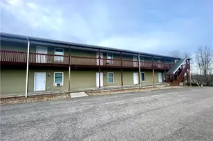 321 Grove City Rd, Slippery Rock, PA 16057 - Photo 4
