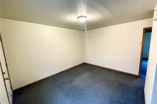 321 Grove City Rd, Slippery Rock, PA 16057 - Photo 22