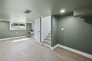 1049 Biscayne Dr, Hermitage, PA 16148 - Photo 12