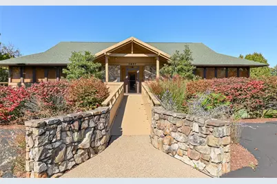 2857 Oxford Boulevard, Hampton, PA 15101 - Photo 2