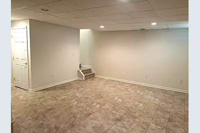 523 E Vanderbilt Drive, Adams Township, PA 16046 - Photo 16