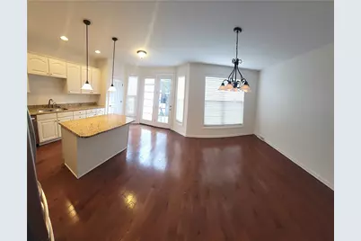 523 E Vanderbilt Drive, Adams Township, PA 16046 - Photo 6