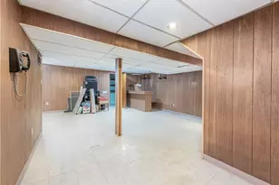 6576 Library Rd, South Park, PA 15129 - Photo 22