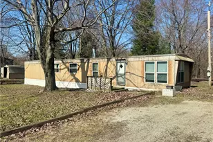 931 Marie Ave, Shenango Township, PA 16101 - Photo 1