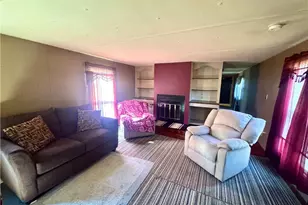 931 Marie Ave, Shenango Township, PA 16101 - Photo 2