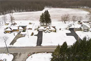 860 S Keel Ridge Rd, Hermitage, PA 16148 - Photo 6