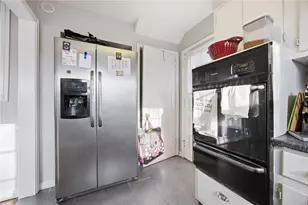 165 Spring Grove Rd, Pittsburgh, PA 15235 - Photo 4