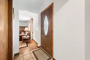 1824 Washington Rd, Washington Township, PA 15613 - Photo 4