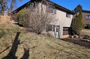 900 Sycamore St, Washington, PA 15301 - Photo 8