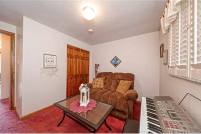 201 Elmtree Rd, New Kensington, PA 15068 - Photo 12