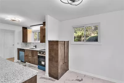 446 Amherst Ave, Moon/Crescent Twp, PA 15108 - Photo 4