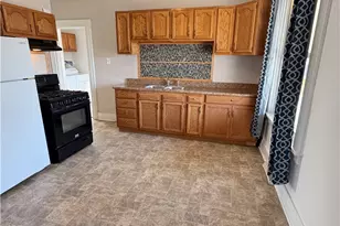 433 New York Ave, Rochester, PA 15074 - Photo 8