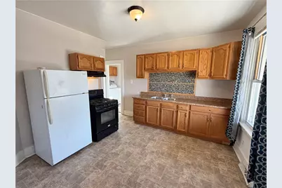 433 New York Ave #Front, Rochester, PA 15074 - Photo 6