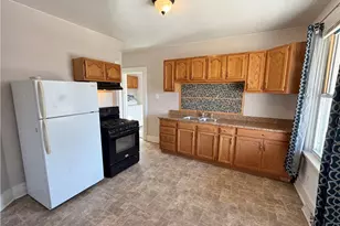 433 New York Ave, Rochester, PA 15074 - Photo 6